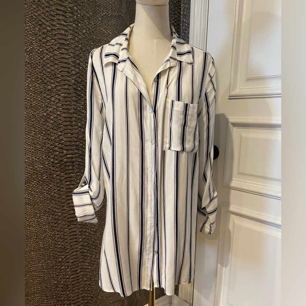 Bevel Women White & Blue Long Sleeve Button-Down Shirt L - Picture 2 of 3